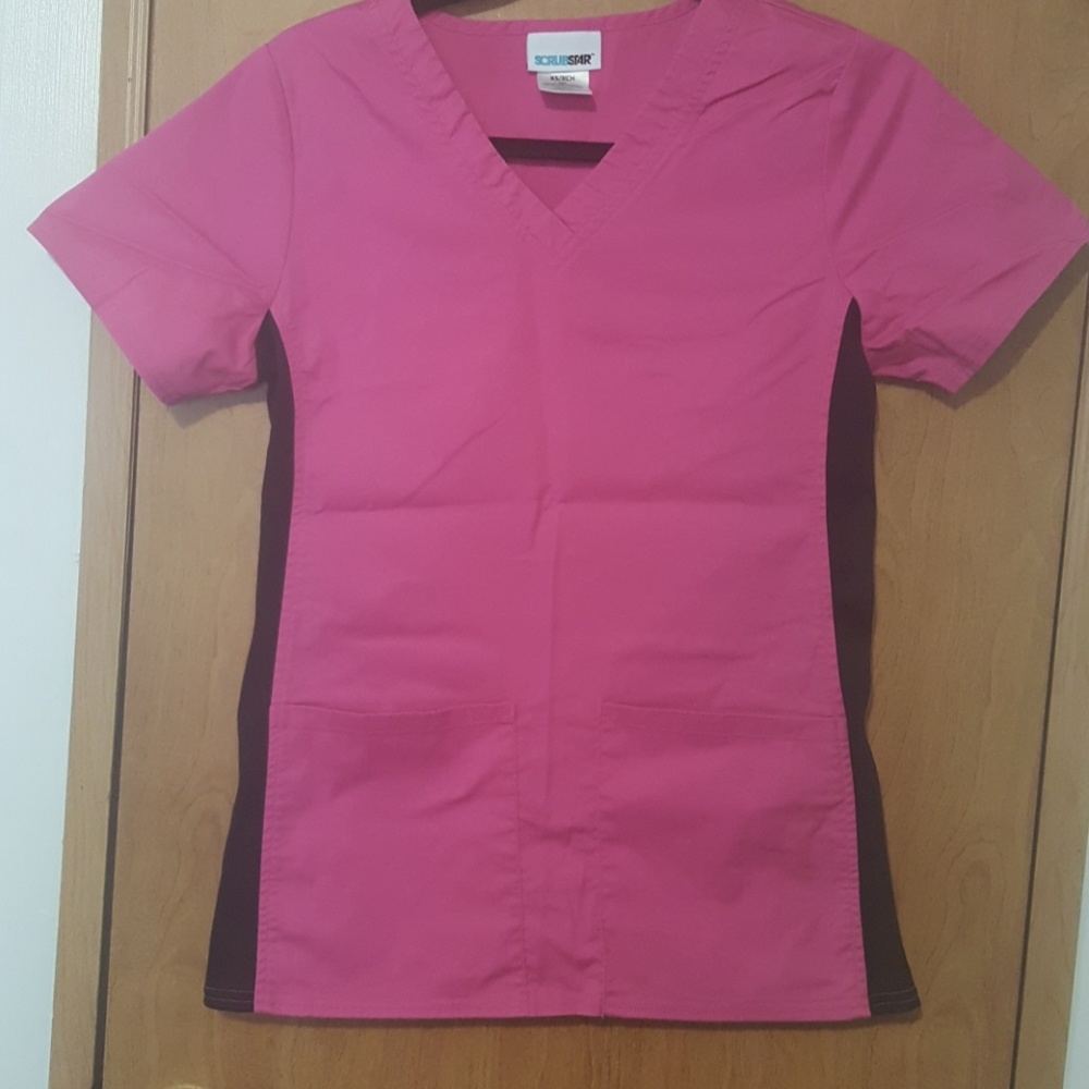 Scrub top